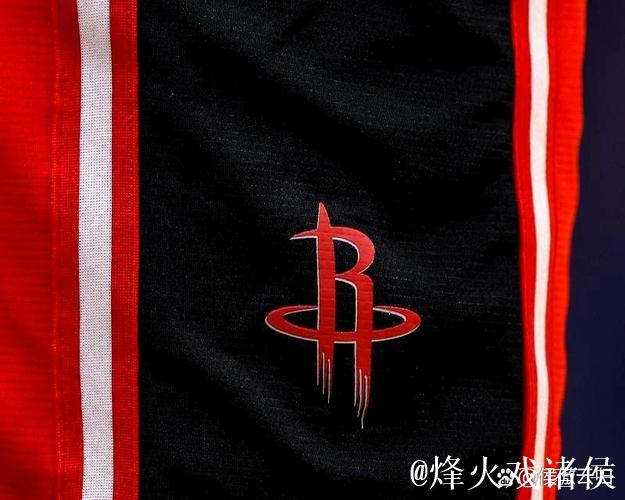 梅尔顿谈与库里搭档：我不能只盯着他，需要保持进攻侵略性